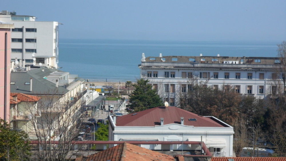 Hotel Zanarini In Centro A Риччоне Екстер'єр фото